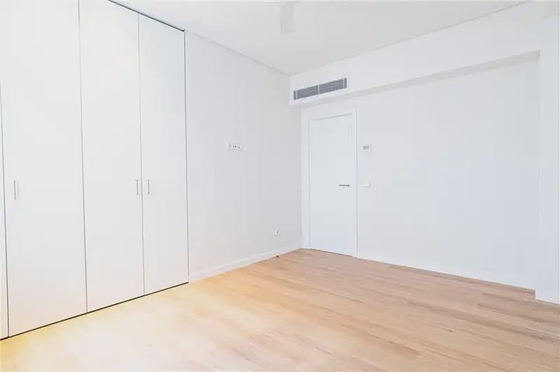 3 bedroom Flat for rent in Palma de Mallorca with garage - € 3,350 (Ref: 10117523)
