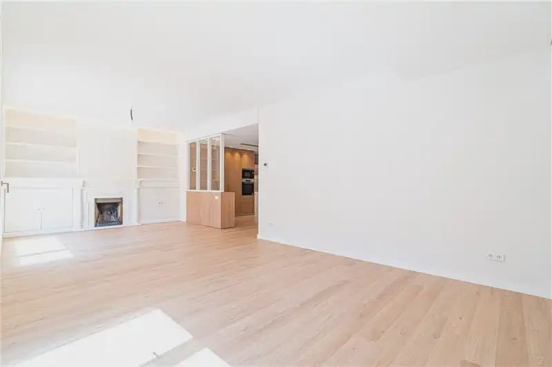 3 bedroom Flat for rent in Palma de Mallorca with garage - € 3,350 (Ref: 10117523)