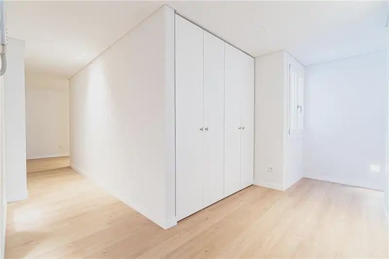3 bedroom Flat for rent in Palma de Mallorca with garage - € 3,350 (Ref: 10117523)