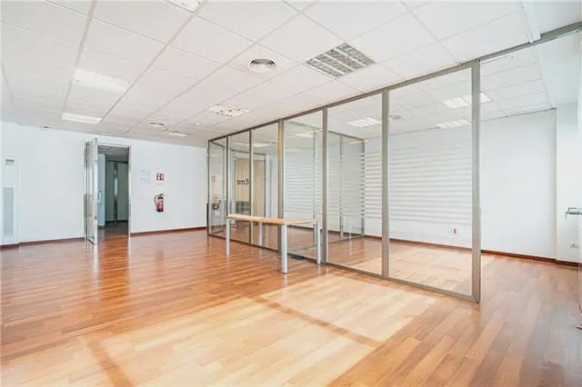 Bureau à vendre à La Indoteria (Urba), Palma de Mallorca avec garage - 500 000 € (Ref: 10117524)