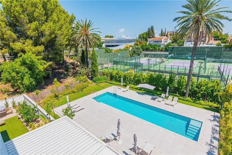 3 sypialnia Penthouse na sprzedaż w Palma de Mallorca z basenem garażem - 695 000 € (Ref: 10120309)