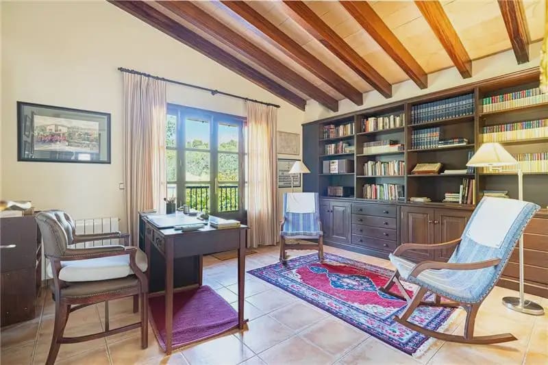 5 sovrum Villa till salu i Mancor de la Vall med garage - 1 150 000 € (Ref: 10130457)