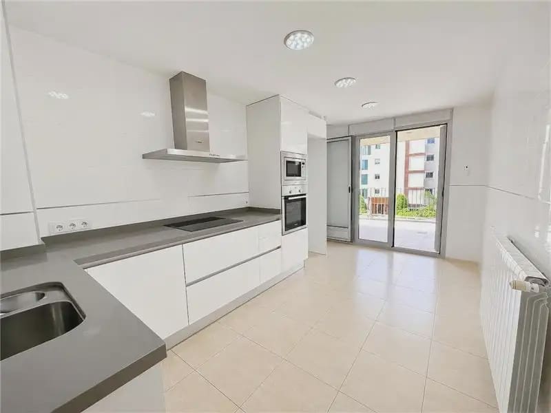 2 slaapkamer Flat te koop in Palma de Mallorca met zwembad garage - € 850.000 (Ref: 10135044)