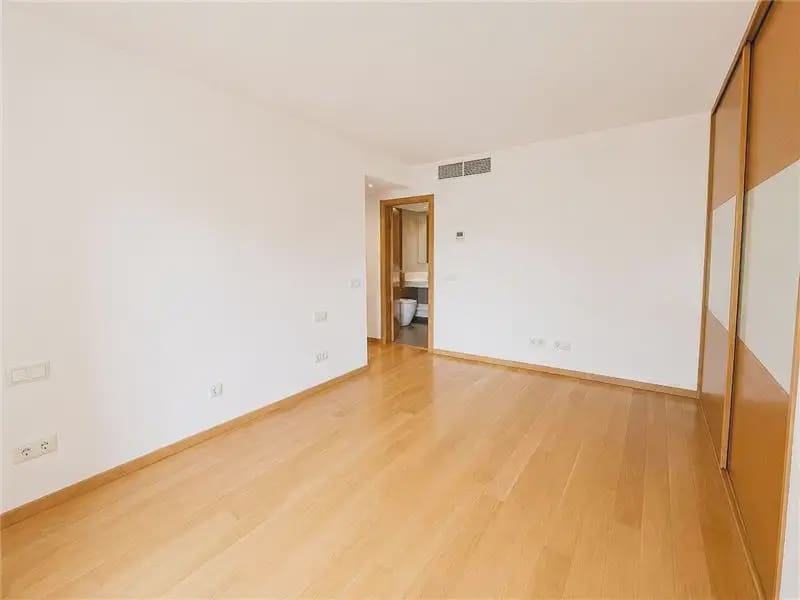 2 slaapkamer Flat te koop in Palma de Mallorca met zwembad garage - € 850.000 (Ref: 10135044)