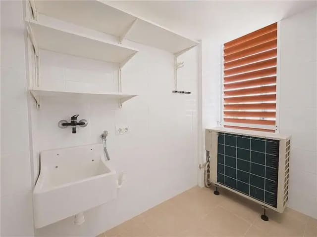 2 slaapkamer Flat te koop in La Teulera, Palma de Mallorca met zwembad garage - € 850.000 (Ref: 10135044)