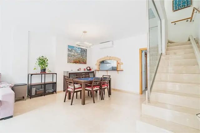 4 chambre Villa/Maison Mitoyenne à vendre à Son Serra - La Vileta, Palma de Mallorca avec garage - 799 000 € (Ref: 10136439)