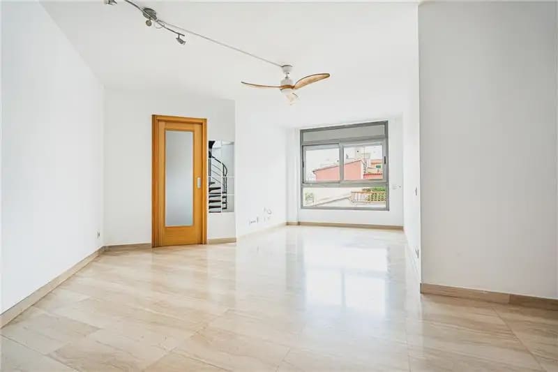 2 quarto Apartamento para arrendar em Palma de Mallorca com garagem - 1 700 € (Ref: 10140193)