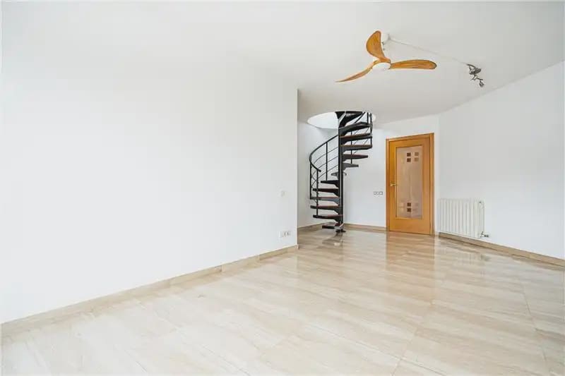 2 quarto Apartamento para arrendar em Palma de Mallorca com garagem - 1 700 € (Ref: 10140193)