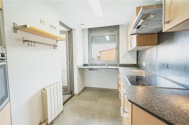 2 bedroom Flat for rent in Son Armadans, Palma de Mallorca with garage - € 1,700 (Ref: 10140193)