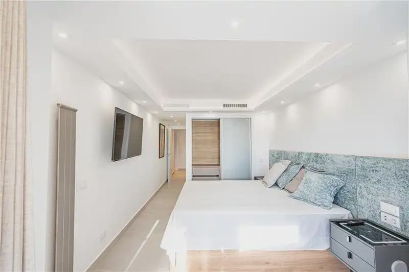 4 sovrum Lägenhet att hyra i Palma de Mallorca med pool garage - 6 000 € (Ref: 10147395)