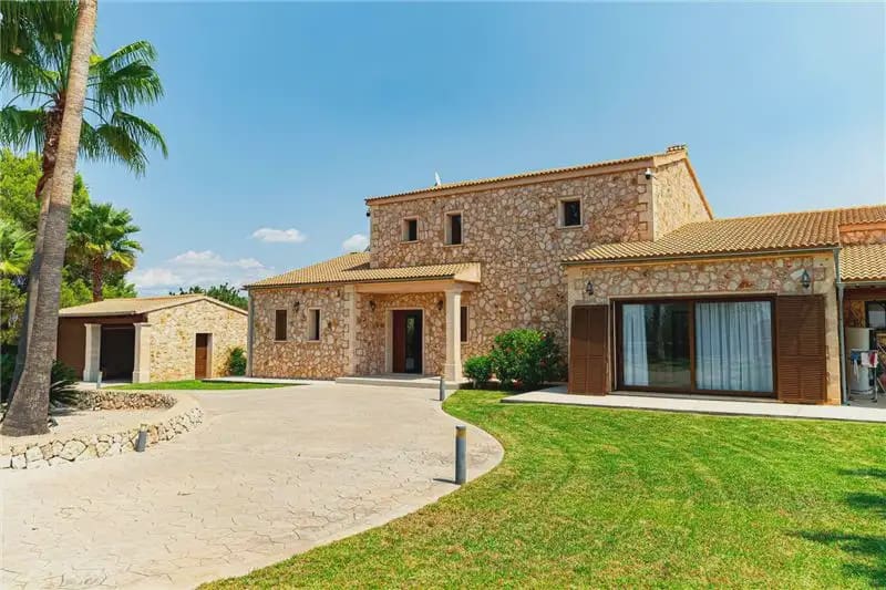 4 quarto Quinta/Casa Rural para venda em Santa Eugenia com piscina garagem - 4 000 000 € (Ref: 10156197)