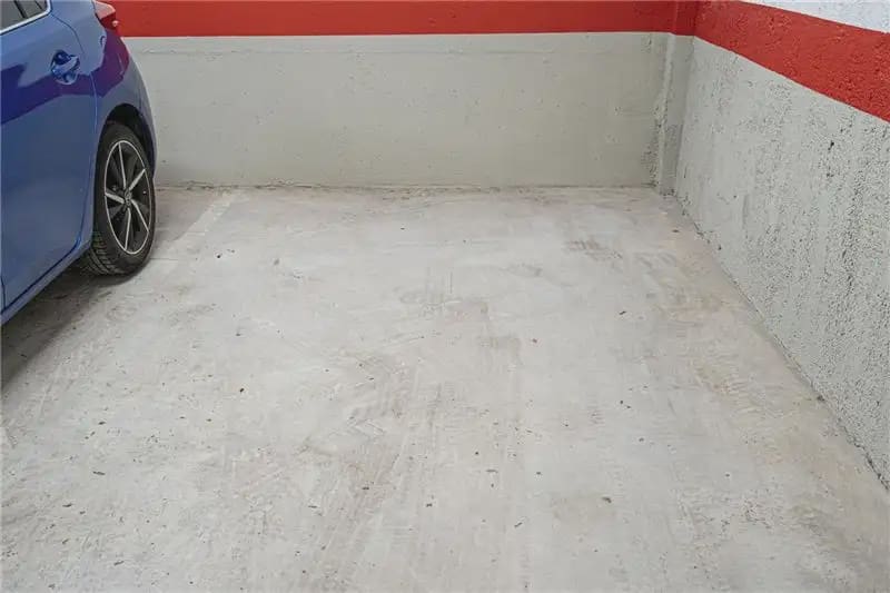 Garage for rent in Palma de Mallorca - € 160 (Ref: 10167120)
