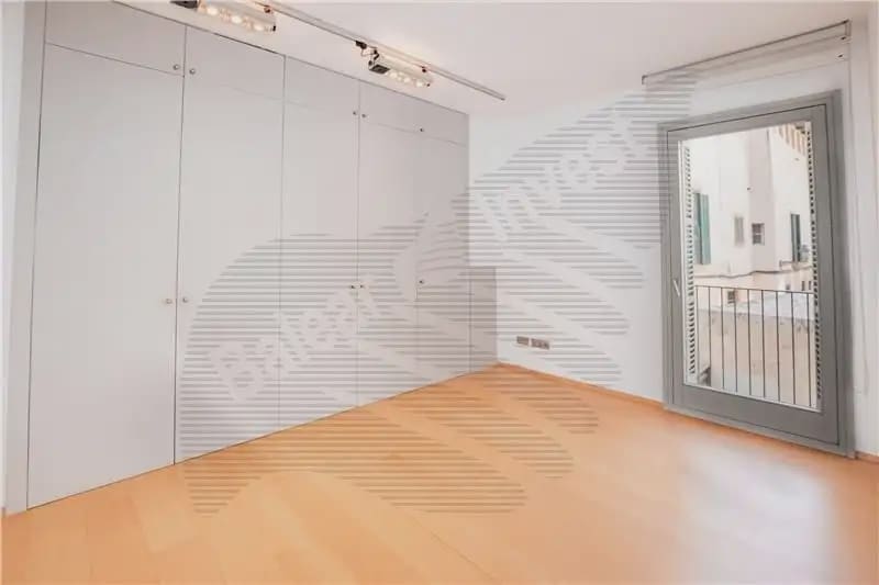 3 soverom Leilighet til leie i Palma de Mallorca med garasje - € 3 200 (Ref: 10169042)