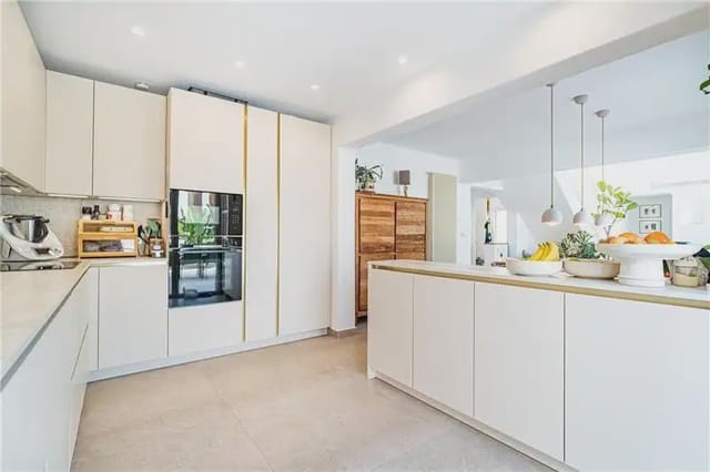 4 slaapkamer Villa te koop in Portals Nous, Calvià met zwembad garage - € 1.695.000 (Ref: 10170251)
