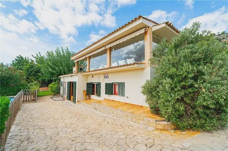 5 sovrum Villa till salu i Bunyola med pool garage - 895 000 € (Ref: 10177684)