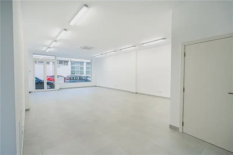 Kommersiell til salgs i Palma de Mallorca - € 400 000 (Ref: 10183680)