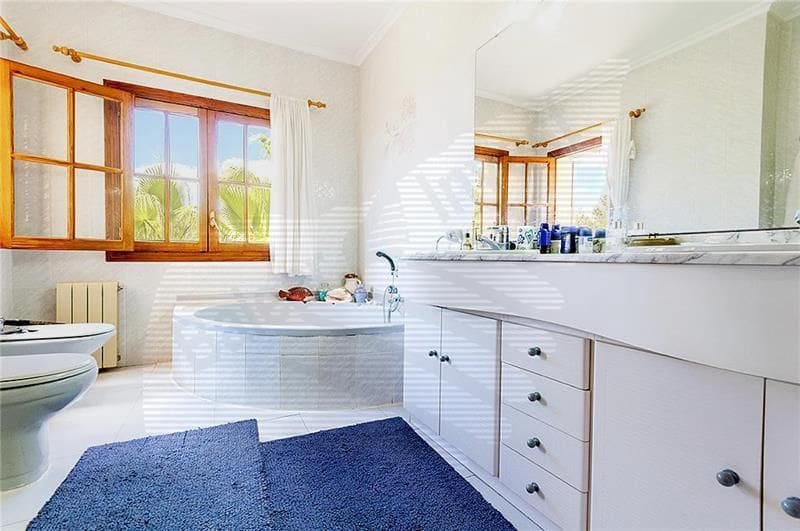 4 soveværelse Villa til salg i Portals Nous med swimmingpool - € 4.800.000 (Ref: 2869591)