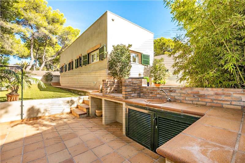 3 bedroom Villa for sale in Ses Salines - € 1,000,000 (Ref: 5554416)