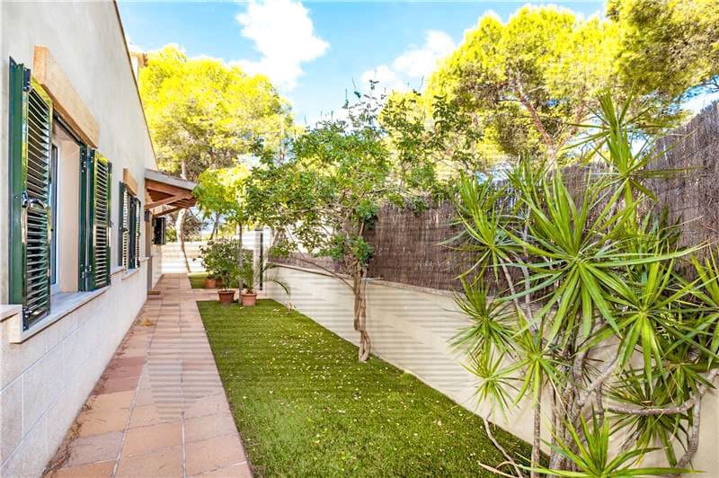 3 bedroom Villa for sale in Ses Salines - € 1,000,000 (Ref: 5554416)