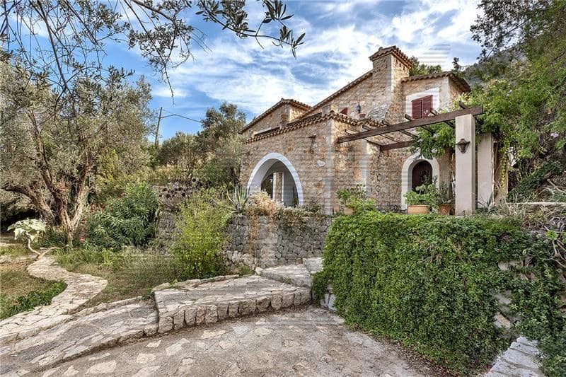 3 soveværelse Villa til salg i Deia med swimmingpool - € 1.500.000 (Ref: 7201182)