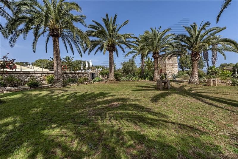 21 soveværelse Finca/Landehus til salg i Muro med swimmingpool garage - € 4.900.000 (Ref: 7216186)