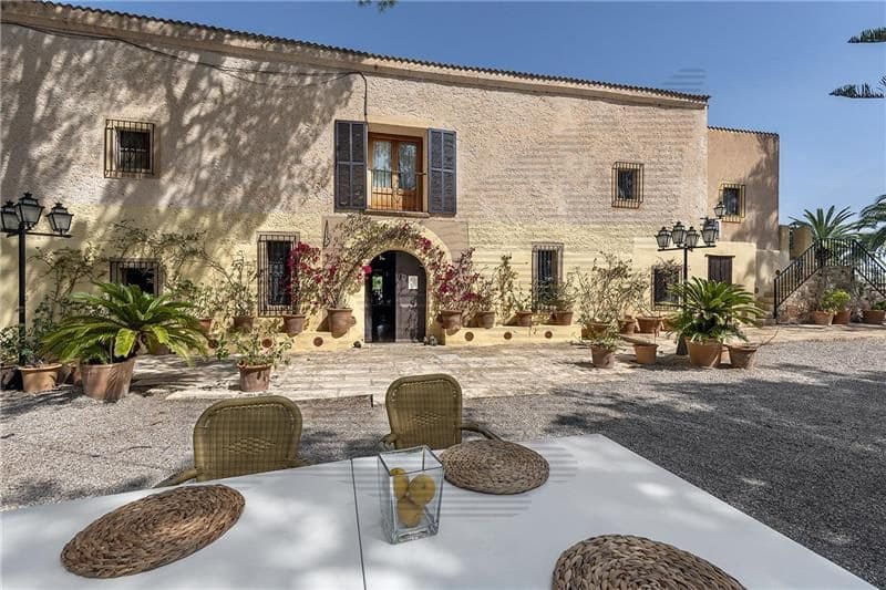 21 soveværelse Finca/Landehus til salg i Muro med swimmingpool garage - € 4.900.000 (Ref: 7216186)