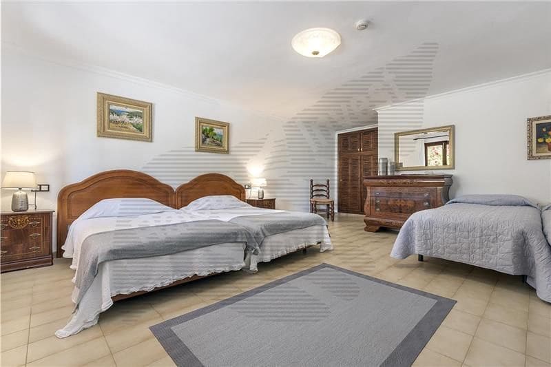 21 soveværelse Finca/Landehus til salg i Muro med swimmingpool garage - € 4.900.000 (Ref: 7216186)