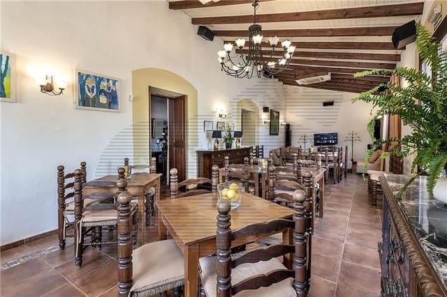 21 sovrum Finca/Hus på landet till salu i Muro med pool garage - 4 900 000 € (Ref: 7216186)