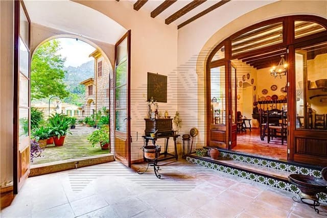 8 soveværelse Finca/Landehus til salg i Fornalutx - € 3.200.000 (Ref: 7272668)