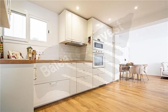 2 slaapkamer Flat te koop in Magalluf, Calvià - € 340.000 (Ref: 7423277)