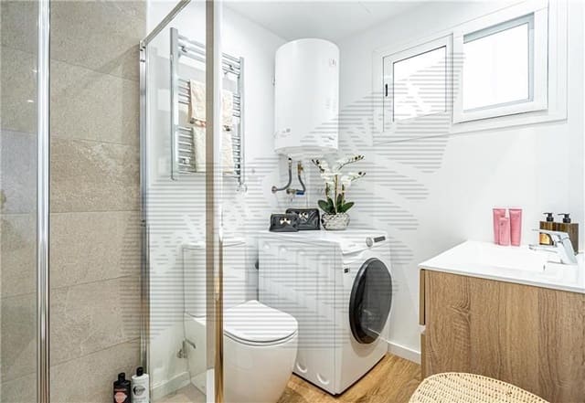 2 slaapkamer Flat te koop in Magalluf, Calvià - € 340.000 (Ref: 7423277)