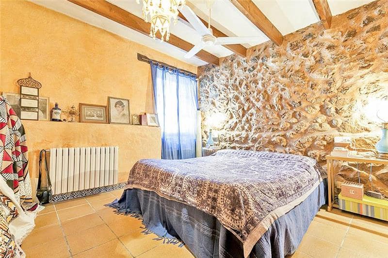 3 soveværelse Villa til salg i Calvia med swimmingpool - € 1.050.000 (Ref: 7427162)