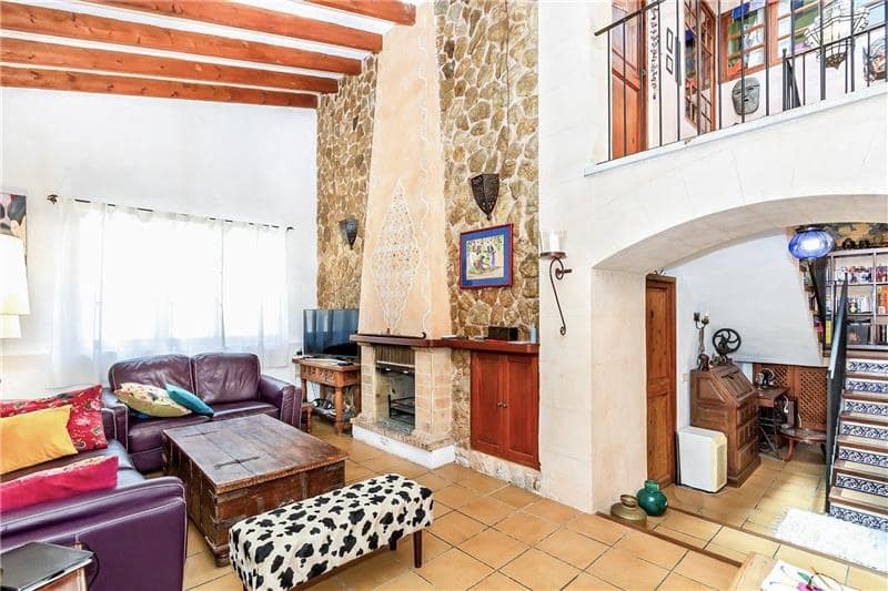 3 soveværelse Villa til salg i Calvia med swimmingpool - € 1.050.000 (Ref: 7427162)