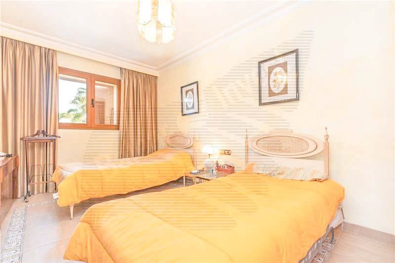 Chalet de 6 habitaciones en Son Ferriol en venta con piscina - 3.500.000 € (Ref: 7701744)