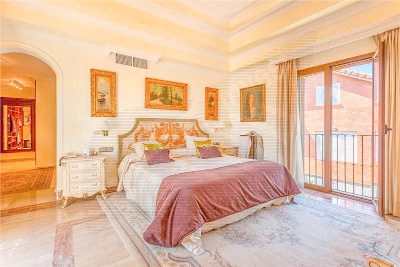 Chalet de 6 habitaciones en Son Ferriol en venta con piscina - 3.500.000 € (Ref: 7701744)