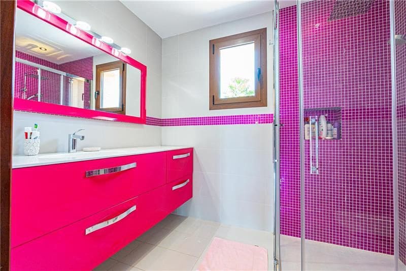 4 soveværelse Villa til leje i Santa Eugenia med swimmingpool - € 7.000 (Ref: 7721199)