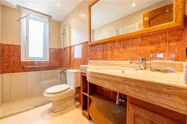 3 bedroom Flat for sale in Can Pastilla, Palma de Mallorca - € 788,000 (Ref: 7772806)