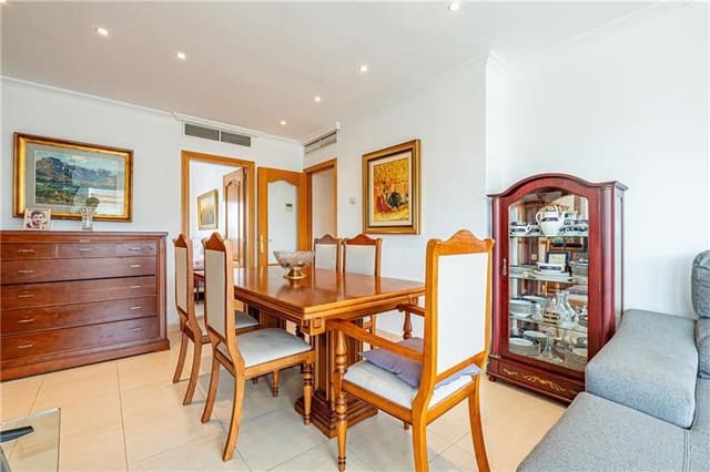 3 bedroom Flat for sale in Can Pastilla, Palma de Mallorca - € 788,000 (Ref: 7772806)