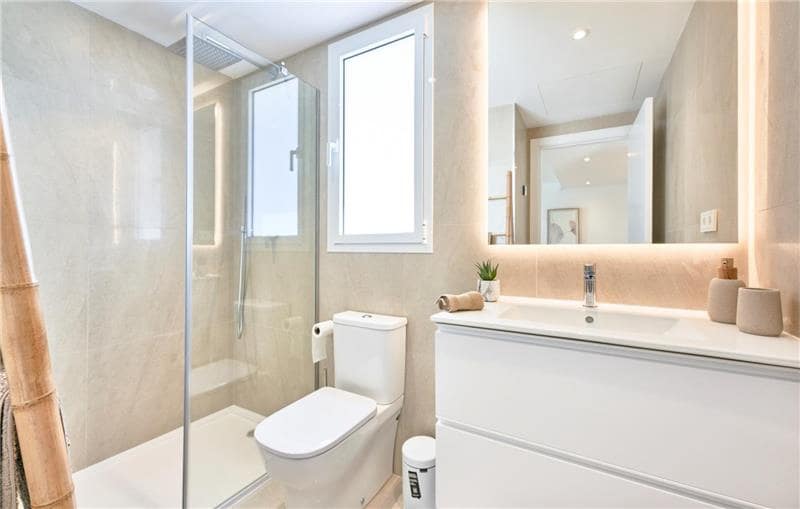 2 soverom Leilighet til salgs i Cala d'Or med svømmebasseng garasje - € 398 000 (Ref: 7849418)