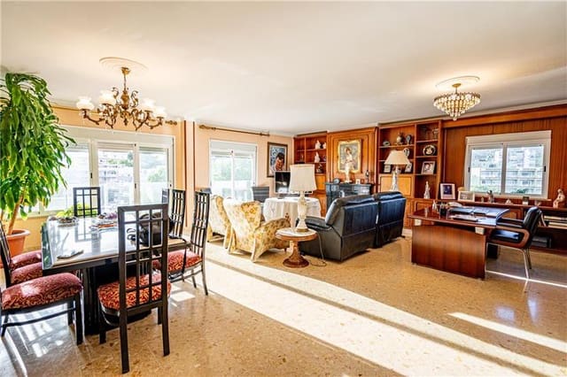 4 makuuhuone Huoneisto myytävänä paikassa Palmanova, Calvià - 1 065 000 € (Ref: 7876891)