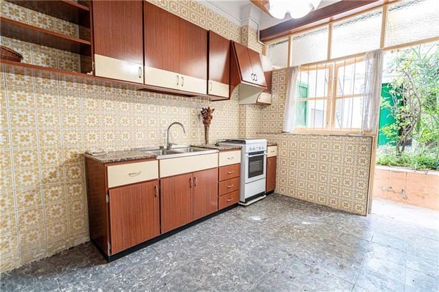 6 soveværelse Byhus til salg i Santa Catalina, Palma de Mallorca - € 850.000 (Ref: 8114581)