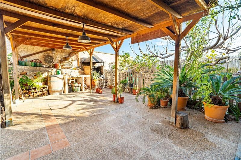 3 soveværelse Rækkehus til salg i Buger med garage - € 525.000 (Ref: 8135813)