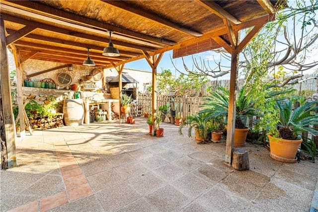 3 bedroom Terraced Villa for sale in Búger with garage - € 525,000 (Ref: 8135813)