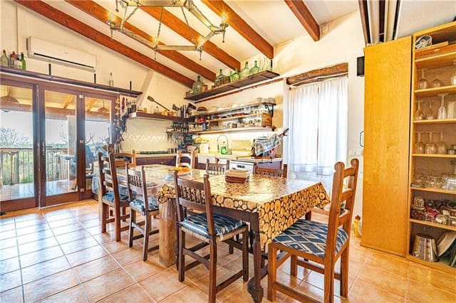 3 bedroom Terraced Villa for sale in Búger with garage - € 525,000 (Ref: 8135813)