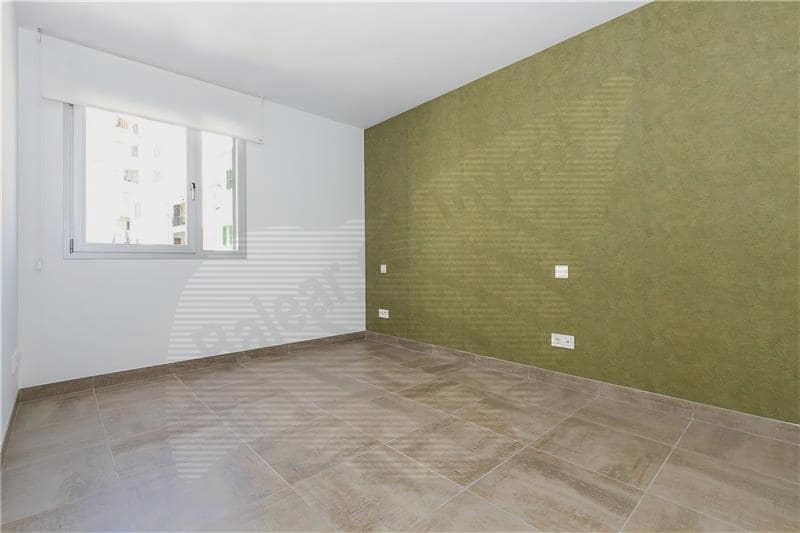 2 soveværelse Penthouse til salg i Palma de Mallorca med swimmingpool - € 645.000 (Ref: 8139391)