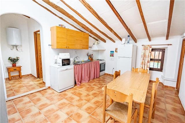 5 soveværelse Byhus til salg i Lloseta med swimmingpool garage - € 540.000 (Ref: 8248239)