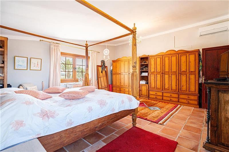 5 soveværelse Finca/Landehus til salg i Palma de Mallorca med swimmingpool garage - € 1.750.000 (Ref: 8316796)