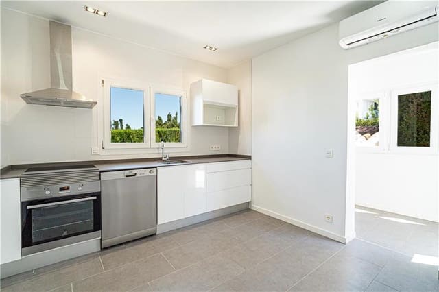 3 Zimmer Villa zu verkaufen in Llucmajor mit Pool Garage - 1.190.000 € (Ref: 8345426)