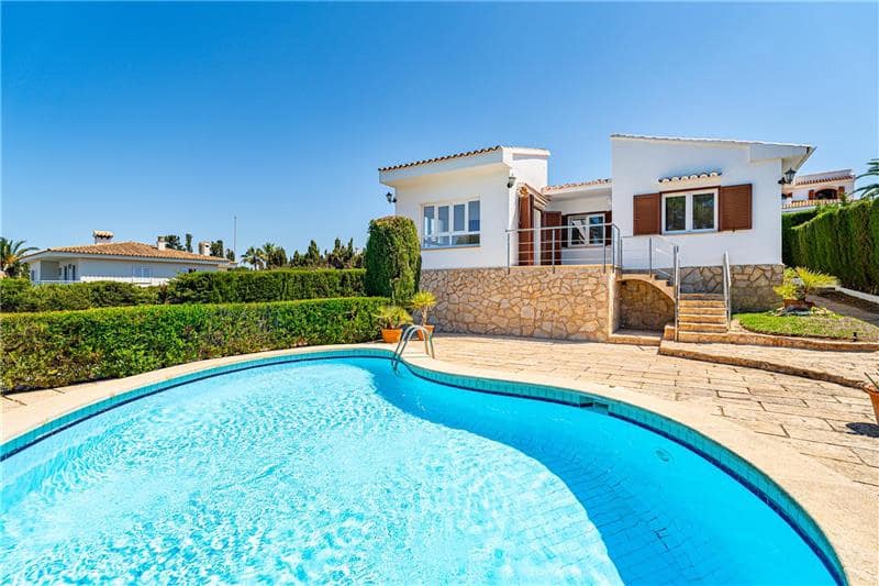 3 Zimmer Villa zu verkaufen in Llucmajor mit Pool Garage - 1.190.000 € (Ref: 8345426)