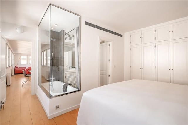 3 bedroom Apartment for rent in La Seu, Palma de Mallorca - € 2,900 (Ref: 8401842)